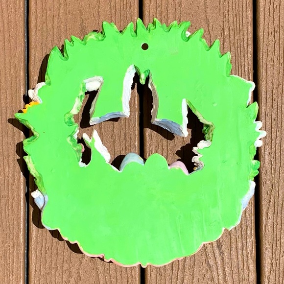 WHIMSICAL HAND PAINTED “HAPPY EASTER” WREATH - Picture 7 of 8